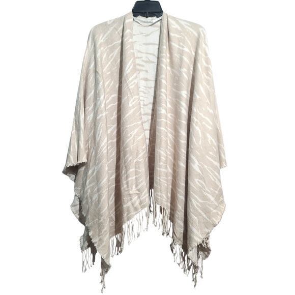 Abercrombie & Fitch Beige Animal Print Open Shawl Poncho OS NWT - Picture 1 of 5
